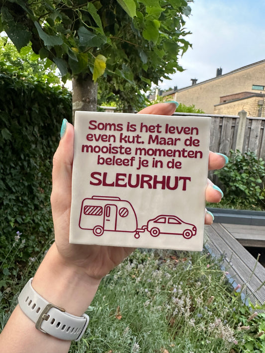 Personaliseer je eigen sleurhut tegeltje!